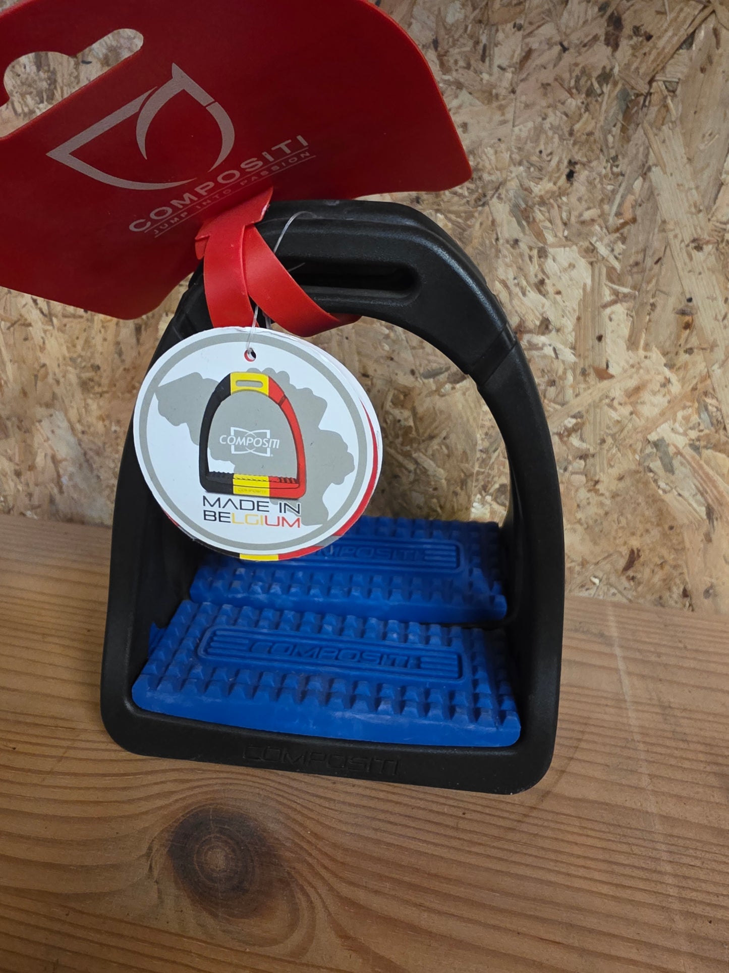 Compositi Stijgbeugels Premium zwart met gekleurde beugelzolen